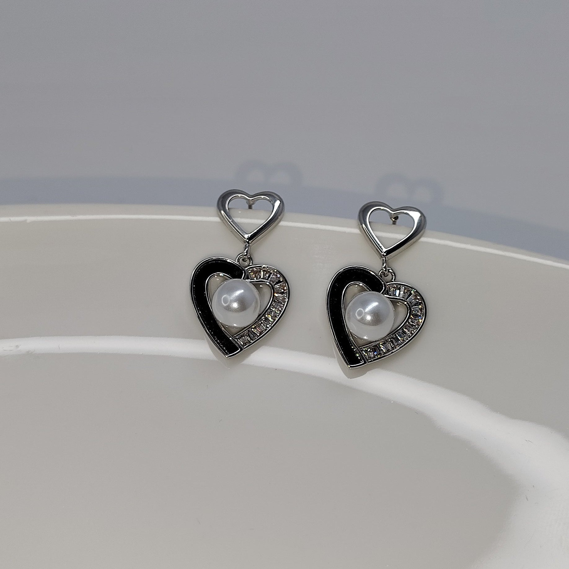 Chic Heart Drop Earrings